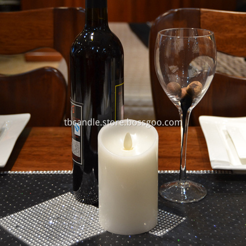 mini size Moving Wick Flameless Candles set with remote